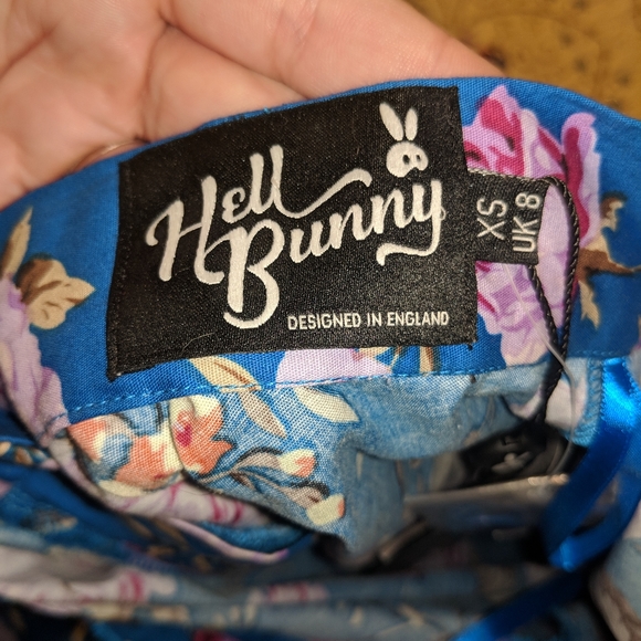Hell Bunny Floral Skirt - Picture 2 of 2